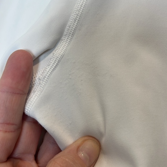 Aerie offline 7/8 inches hi-rise White High-Waisted Leggings size medium. - Picture 6 of 7